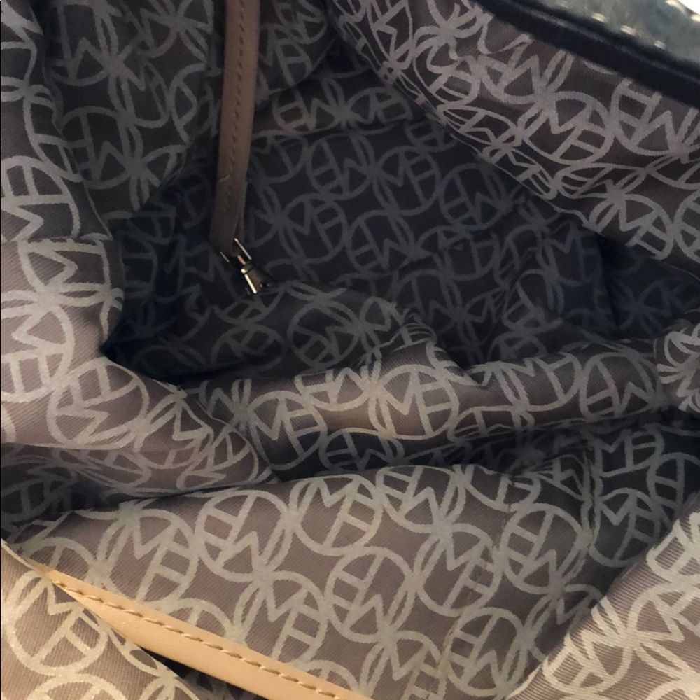 Purse - Picture 5 of 5